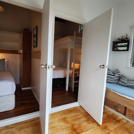 Sunshine Cottage By The Sea - Stay Waiheke Onetangi Dış mekan fotoğraf
